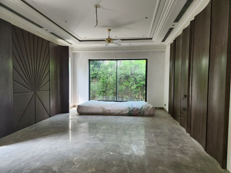 Room, dera village 6 Bedroom 2500 Sq.Yd. Independent House In Dera Village Delhi 10618154
