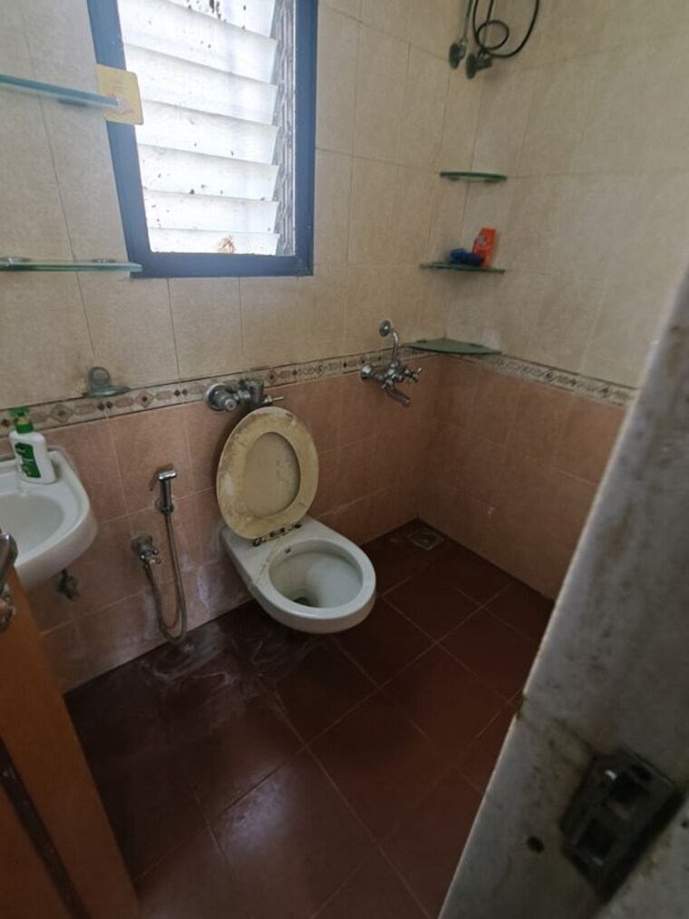 Bathroom, spring-leaf-6-chs 2 Bedroom 750 Sq.Ft. Apartment In Kandivali East Mumbai 10618161