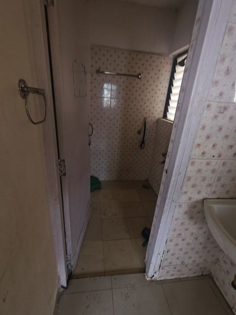 Bathroom, nabard-nagar 1 Bedroom 540 Sq.Ft. Apartment In Kandivali East Mumbai 10618167