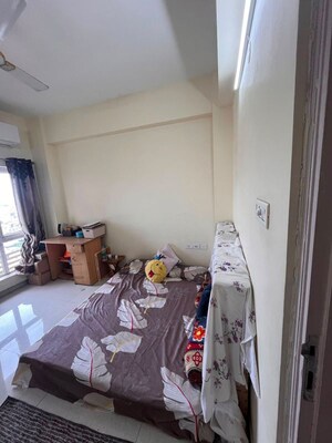 Bedroom in 3 BHK Apartment at Picnic Garden – for Rent