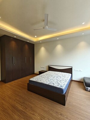 Bedroom in 4 BHK Builder Floor at Uday Arden 45, Sector 45 – for Rent
