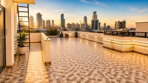 Swimming Pool in 4 BHK Apartment at SS Linden, Sector 84 – for Rent