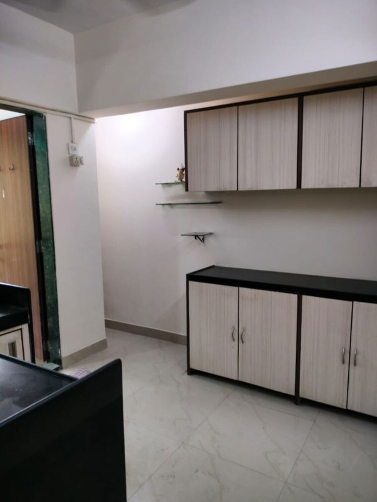 Kitchen, sita-vihar-chs 2 Bedroom 700 Sq.Ft. Apartment In Naupada Thane 10618311