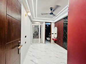 Building Lobby in 1 BHK Builder Floor at Saket – for Rent