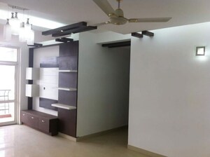 2.5 BHK Apartment For Rent in Purvanchal Silver City, Sector 93