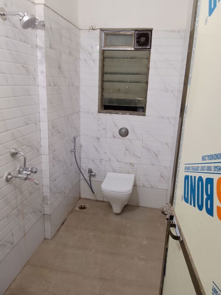 Bathroom, valmiki-chs 1 Bedroom 645 Sq.Ft. Apartment In Dahisar West Mumbai 10618378