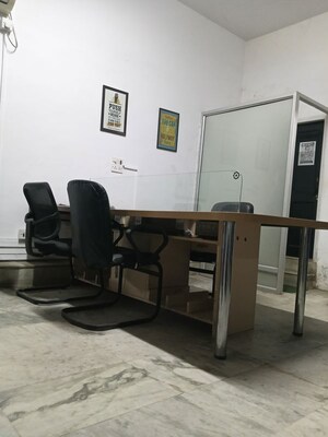  Office Space For Rent in Defence Colony