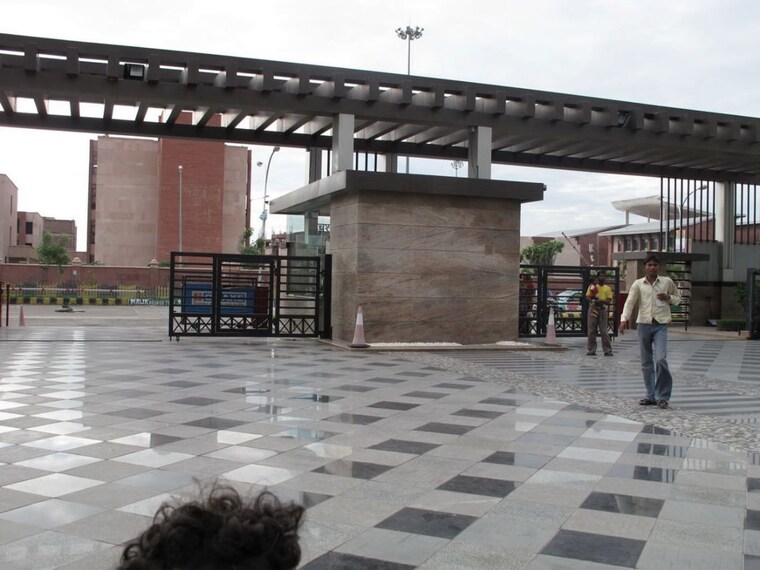 Exterior View, purvanchal-silver-city 3 Bedroom 1415 Sq.Ft. Apartment In Sector 93 Noida 10618370