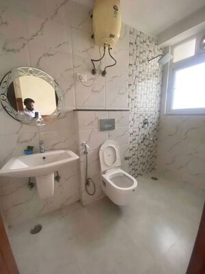 Bathroom in 2 BHK Builder Floor at Saket – for Rent