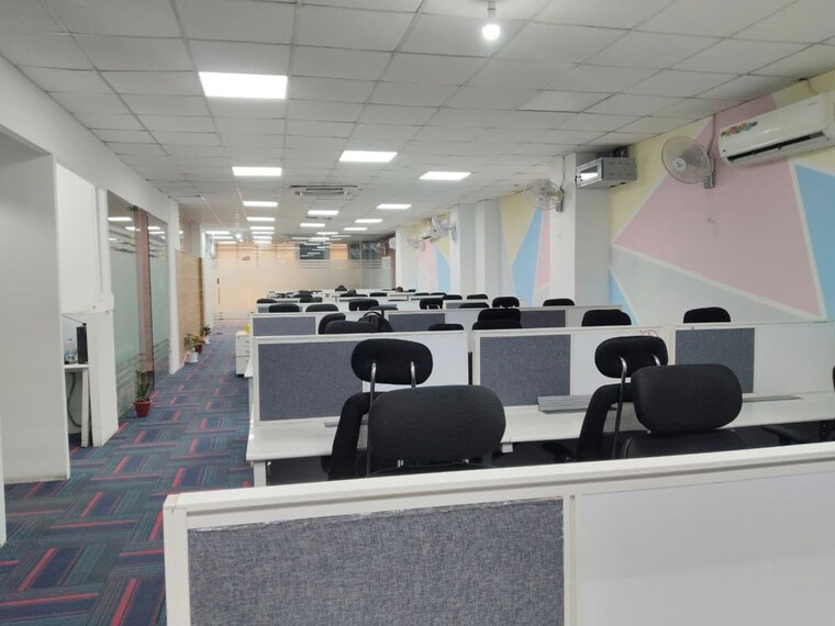 Team Area, sector 16 Commercial Office Space in IT/SEZ 3500 Sq.Ft. In Sector 16 Noida 10618367