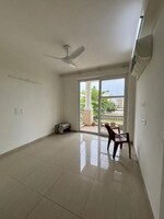 2 BHK + Extra Room 1230 Sq.Ft. Apartment in Omaxe The Resort
