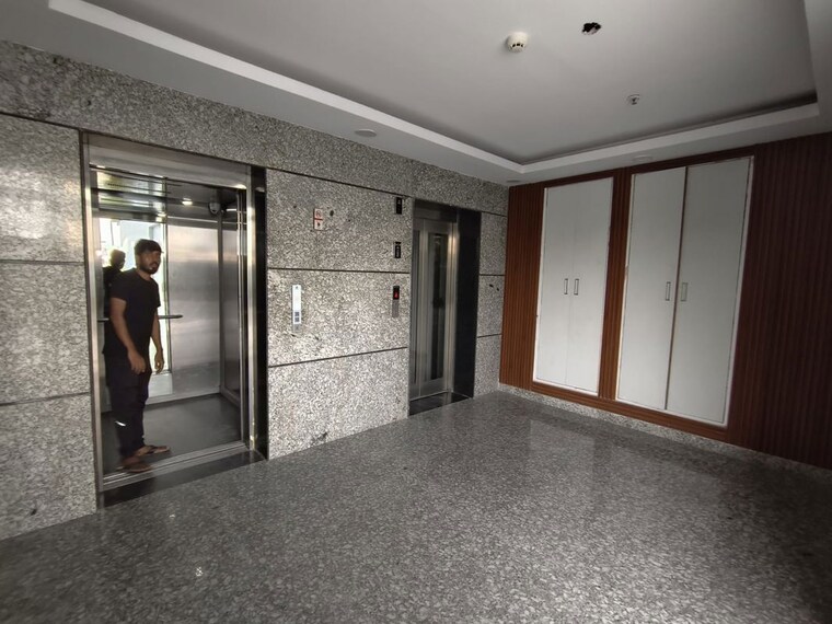 undefined, sector 62 Commercial Office Space 800 Sq.Ft. In Sector 62 Noida 10614451