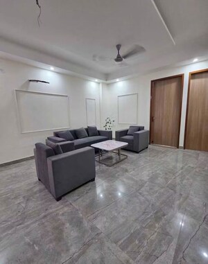 Bedroom in 2 BHK Builder Floor at Saket – for Rent