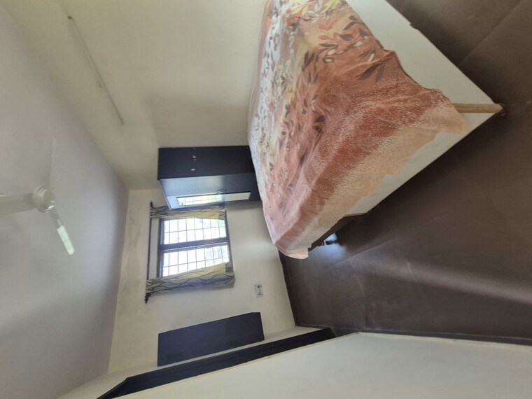 Room, mayur vihar 2.5 Bedroom 850 Sq.Ft. Apartment In Mayur Vihar Delhi 10618430