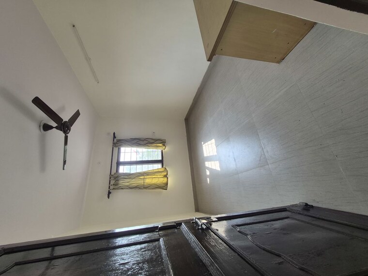 Master Bedroom, mayur vihar 2.5 Bedroom 850 Sq.Ft. Apartment In Mayur Vihar Delhi 10618430