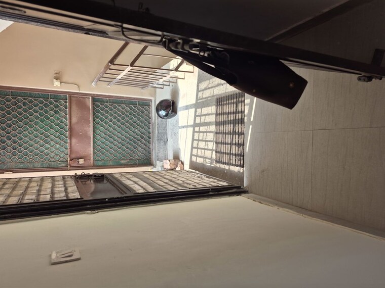 Kitchen, mayur vihar 2.5 Bedroom 850 Sq.Ft. Apartment In Mayur Vihar Delhi 10618430