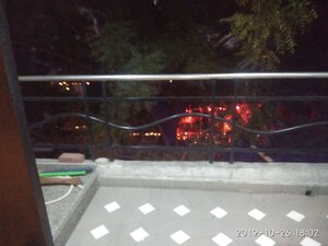 Furnished Amenities in 3 BHK Builder Floor at Greater Kailash I – for Rent