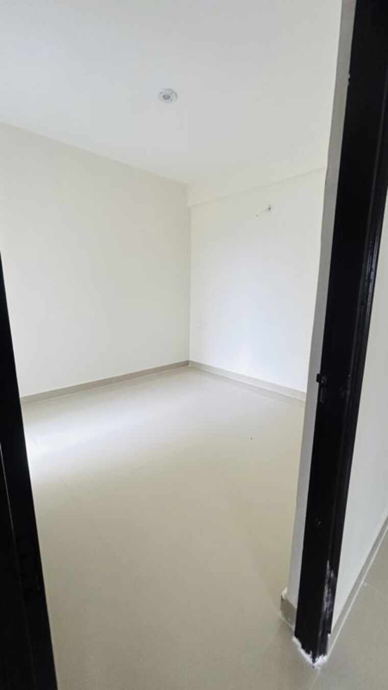 Room, sikka-kannan-greens 2 Bedroom 835 Sq.Ft. Apartment In Sikri Kalan Ghaziabad 10618440