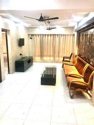 2 BHK Apartment For Rent in Mahim West