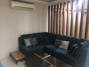 Team Area in 4 BHK Apartment at Sector 70 – for Sale