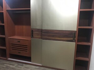 Room in 4 BHK Apartment at Sector 70 – for Sale