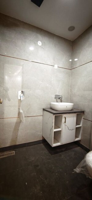 Bathroom in 4 BHK Builder Floor at Green Fields Colony – for Rent