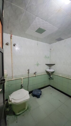 Bathroom in 2 BHK Apartment at Vakola – for Rent