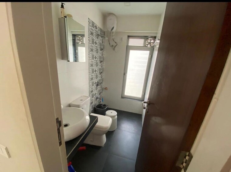 Bathroom, santacruz-mansion 3 Bedroom 1430 Sq.Ft. Apartment In Santacruz East Mumbai 10618527