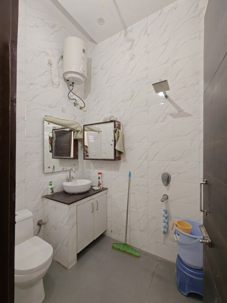 Bathroom, bhabat 2 Bedroom 125 Sq.Yd. Villa In Bhabat Zirakpur 10618524