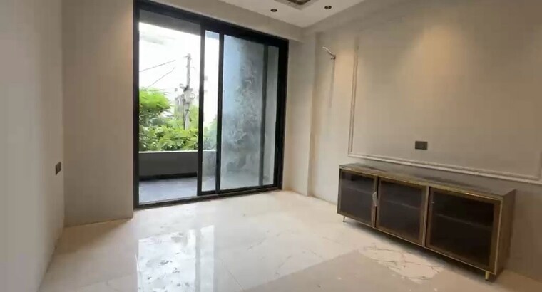Room, palam vihar 3 Bedroom 270 Sq.Yd. Builder Floor In Palam Vihar Gurgaon 10618528