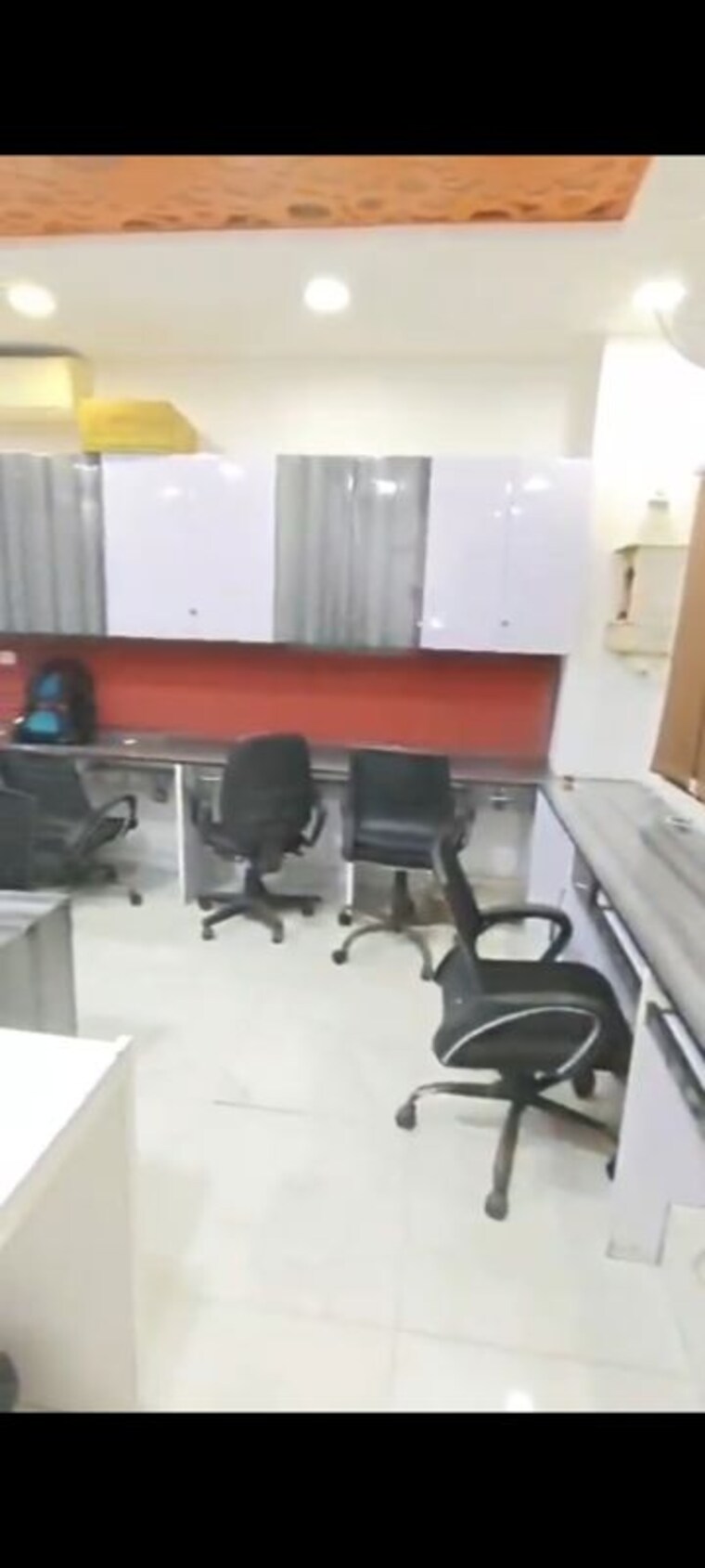Team Area, pitampura Commercial Office Space 650 Sq.Ft. In Pitampura Delhi 10618532