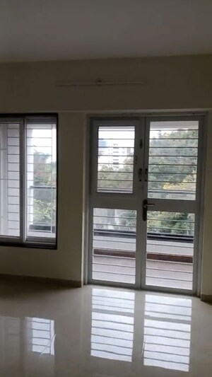 Room in 3 BHK Apartment at Aundh – for Sale