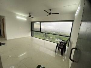 Team Area in 2 BHK Apartment at Marathon Nextown, Dombivli East – for Rent