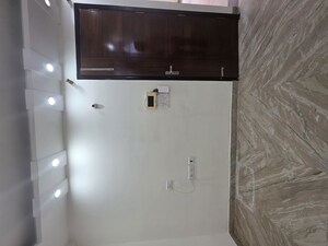 Furnished Amenities in 4 BHK Builder Floor at Sector 57 – for Rent