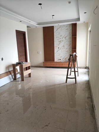 3.5 BHK + Servant Room 1695 Sq.Ft. Apartment in Sikka Kimaantra Greens