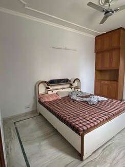 1 RkBuilder Floor For Rent in Sector 22