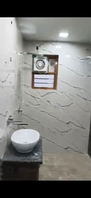 Bathroom in 4 BHK Builder Floor at Green Fields Colony – for Rent