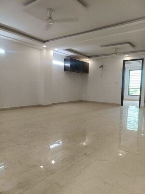 4 BHK Builder Floor For Rent in Green Fields Colony