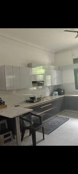 Kitchen in 4 BHK Independent House at Sector 44 – for Rent