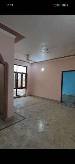 3 BHK Builder Floor For Rent in Green Fields Colony