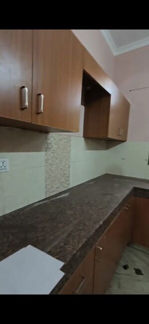 Kitchen in 3 BHK Builder Floor at Green Fields Colony – for Rent