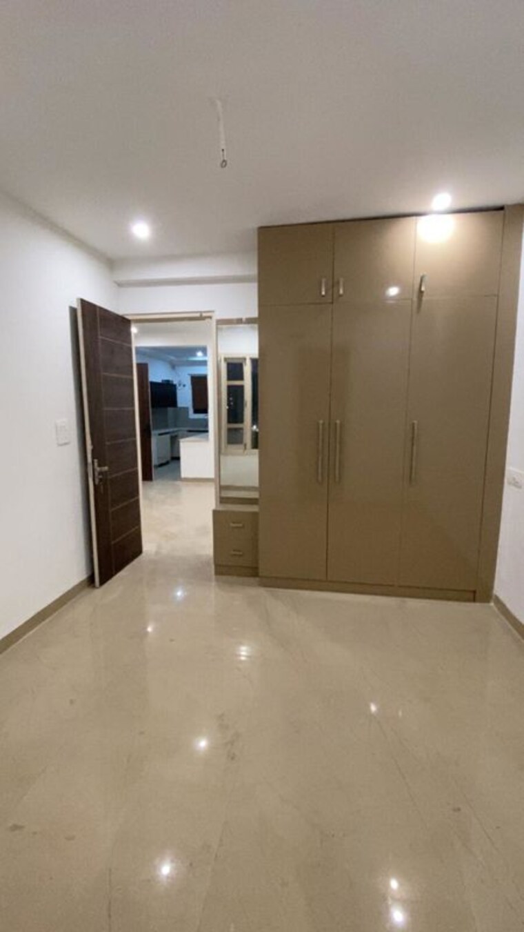 Room, nk-savitry-enclave 3 Bedroom 1600 Sq.Ft. Apartment In Vip Road Zirakpur 10618600