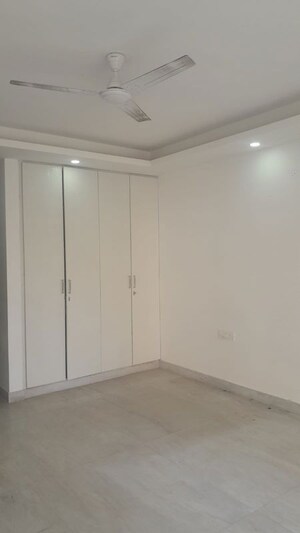 3 BHK Builder Floor For Rent in Unitech South City II, Sector 50