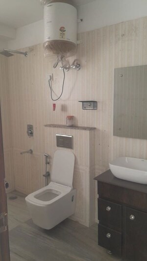 Bathroom in 3 BHK Builder Floor at Unitech South City II, Sector 50 – for Rent