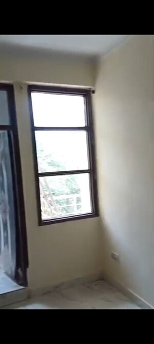 Room in 2 BHK Builder Floor at Mehrauli – for Rent