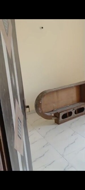 Furnished Amenities in 2 BHK Builder Floor at Mehrauli – for Rent