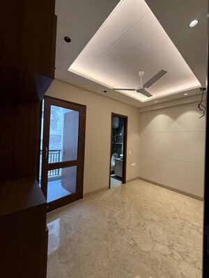 Room in 2 BHK Builder Floor at Kalkaji – for Rent