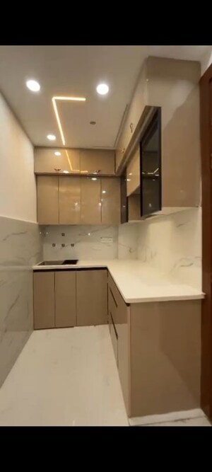 Kitchen in 2 BHK Builder Floor at Mahavir Enclave 1 – for Rent