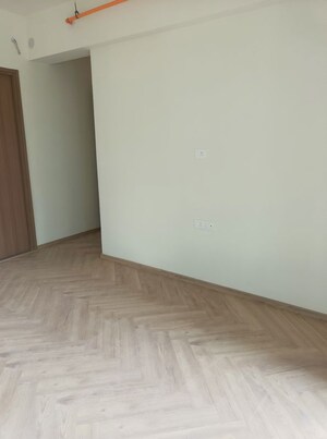 Room in 3 BHK Apartment at Raymond The Address, Pokhran Road No Two – for Sale