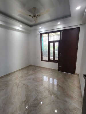 Room in 3 BHK Builder Floor at Mehrauli – for Sale